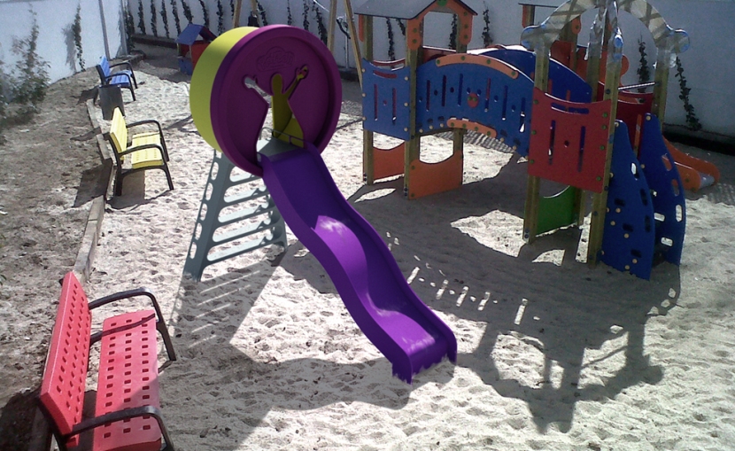 Play-doh Lata de piso resbaladero juegos infantiles play ground latita silueta masilla masita plastilina